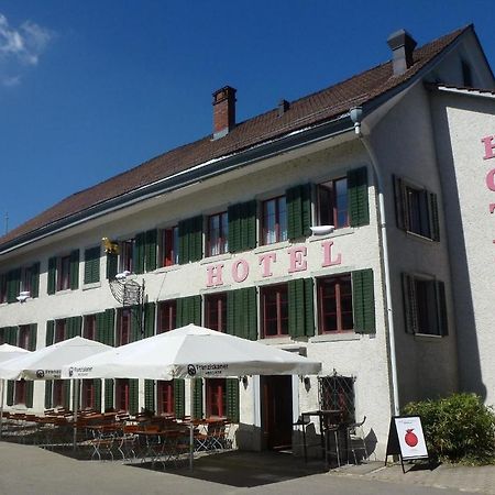 Gasthof Loewen Bassersdorf Zewnętrze zdjęcie