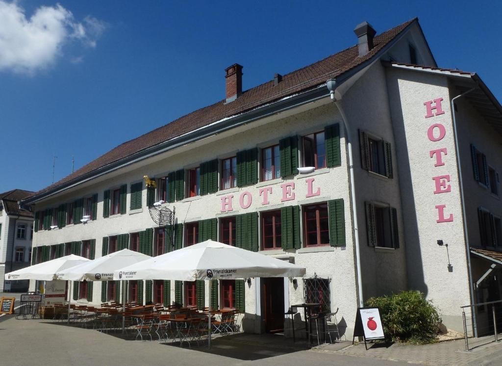 Gasthof Loewen Bassersdorf Zewnętrze zdjęcie