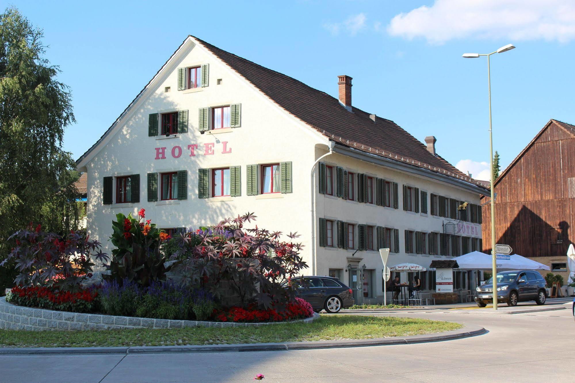 Gasthof Loewen Bassersdorf Zewnętrze zdjęcie