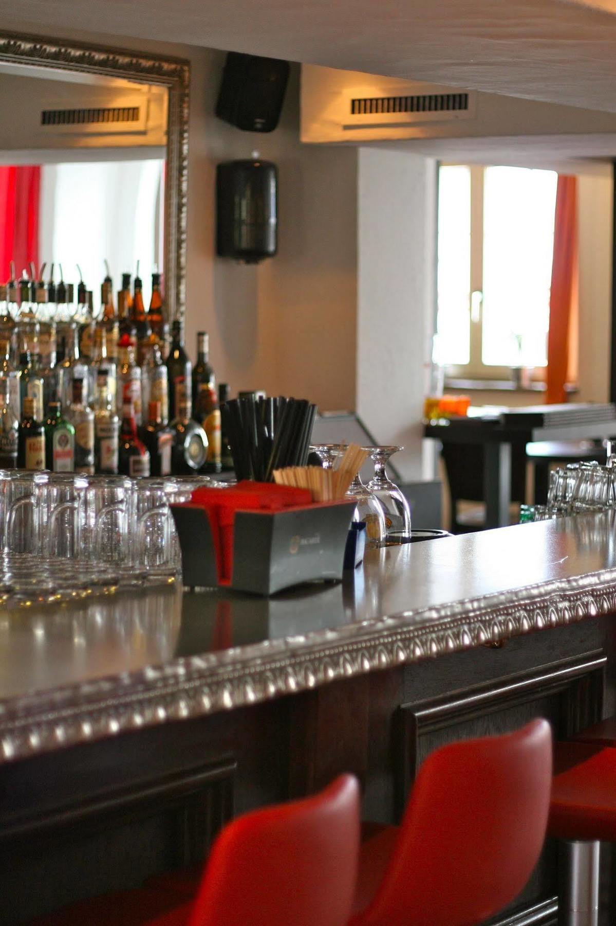 Gasthof Loewen Bassersdorf Zewnętrze zdjęcie